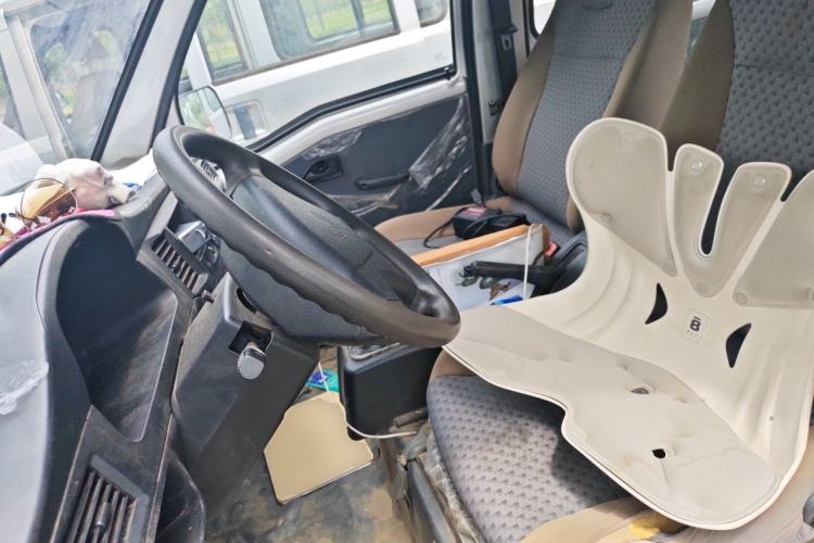 Used Wuling Zhiguang 2020 1.2L Practical Model China VI LSI Left Front Seat