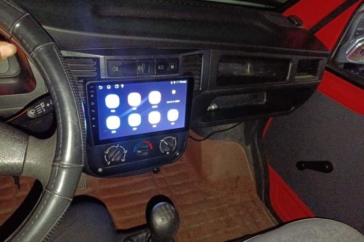 Used Wuling Zhiguang 2020 1.2L Practical Model China VI LSI Audio And AC Panel