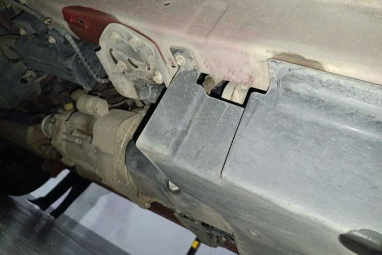 Used Wuling Zhiguang 2020 1.2L Practical Model China VI LSI Chassis Front Right