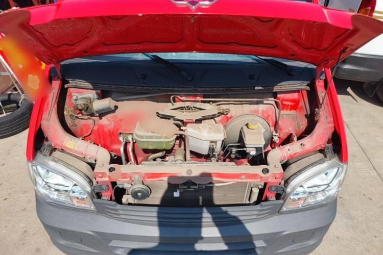 Used Wuling Zhiguang 2020 1.2L Practical Model China VI LSI Engine Bay