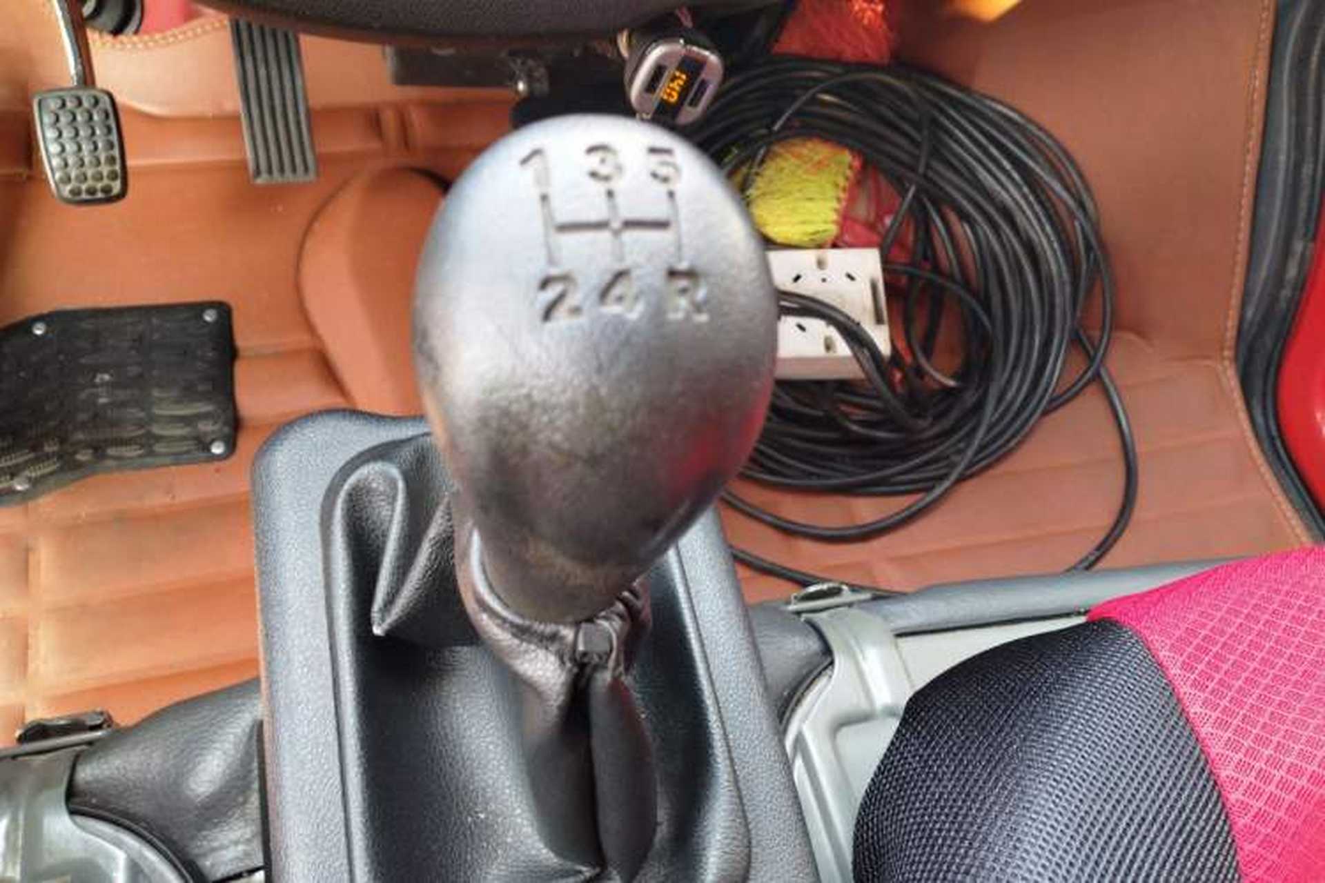 Used Wuling Zhiguang 2020 1.2L Practical Model China VI LSI Gear Lever