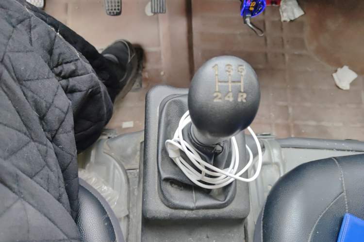 Used Wuling Zhiguang 2020 1.2L Practical Model China VI LSI Gear Lever