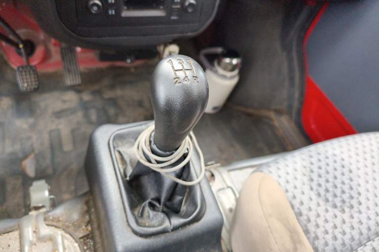Used Wuling Zhiguang 2020 1.2L Practical Model China VI LSI Gear Lever