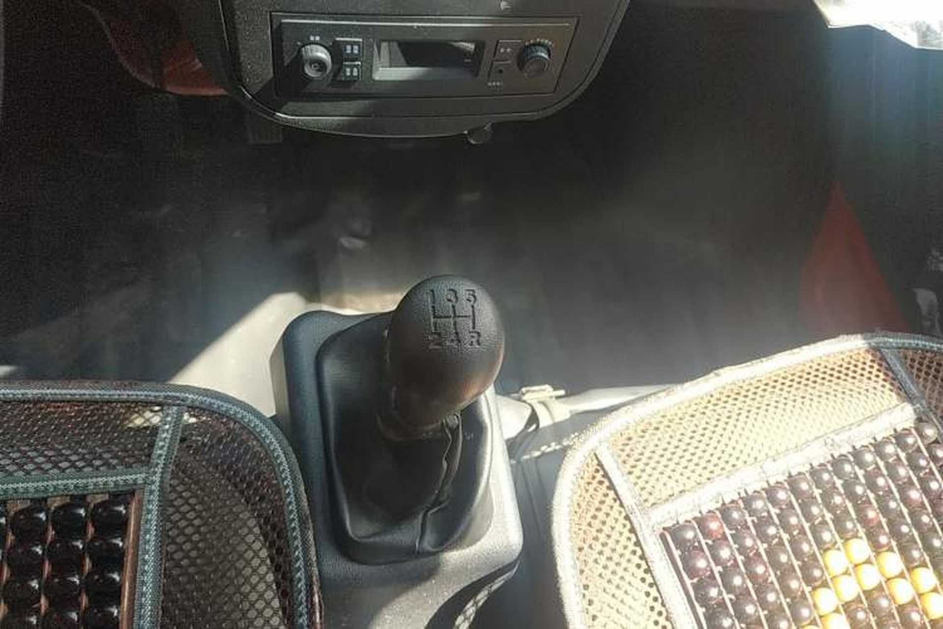 Used Wuling Zhiguang 2020 1.2L Practical Model China VI LSI Gear Lever
