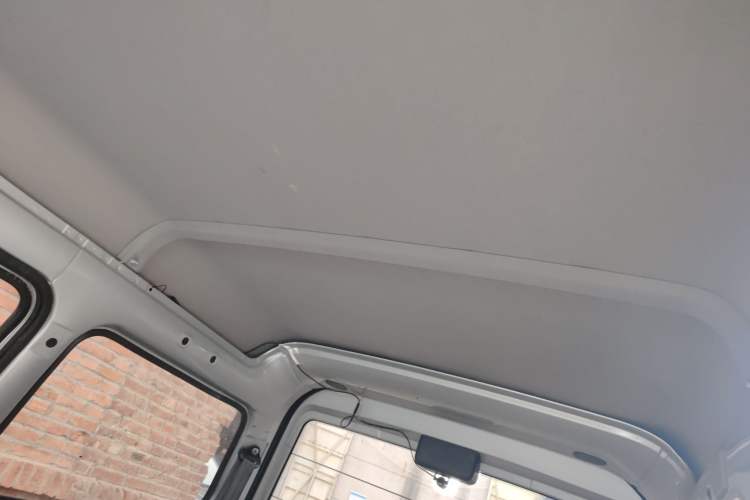 Used Wuling Zhiguang 2020 1.2L Practical Model China VI LSI Headliner