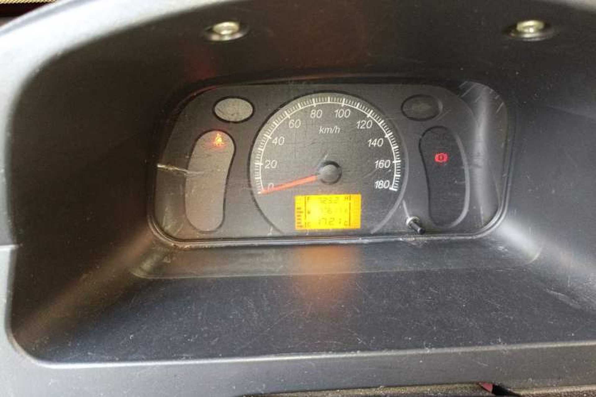 Used Wuling Zhiguang 2020 1.2L Practical Model China VI LSI Instrument Cluster
