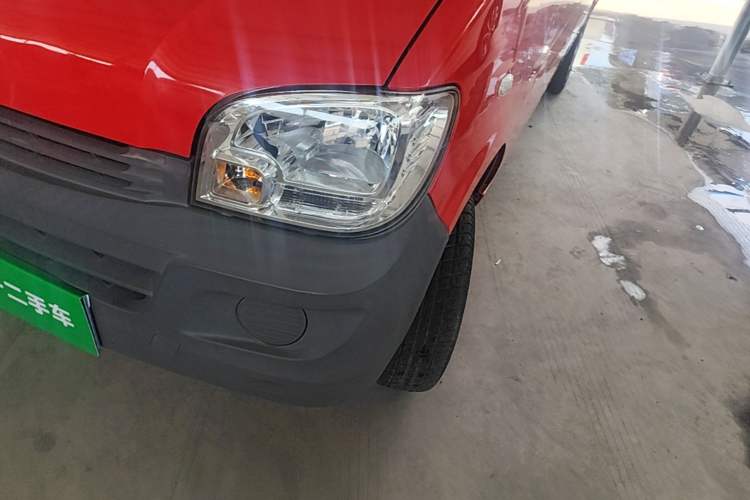 Used Wuling Zhiguang 2020 1.2L Practical Model China VI LSI Left Front Headlight
