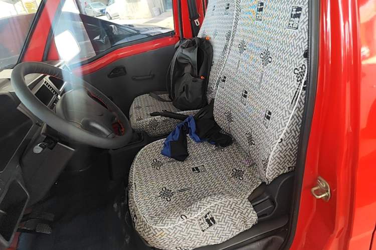 Used Wuling Zhiguang 2020 1.2L Practical Model China VI LSI Left Front Seat