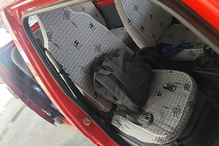 Used Wuling Zhiguang 2020 1.2L Practical Model China VI LSI Right Front Seat