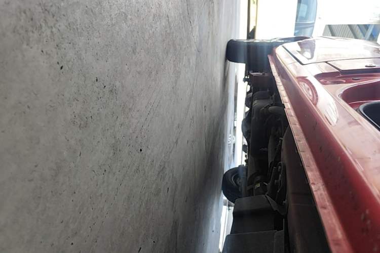 Used Wuling Zhiguang 2020 1.2L Practical Model China VI LSI Right Side Sill