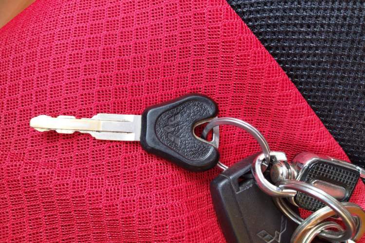 Used Wuling Zhiguang 2020 1.2L Practical Model China VI LSI Vehicle Key