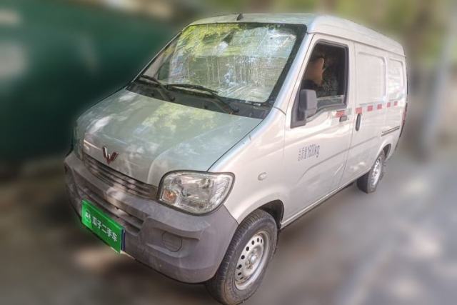 Used Wuling Zhiguang 2020 1.2L Van Utility Model China VI Emission Standard 2 Seats LSI
