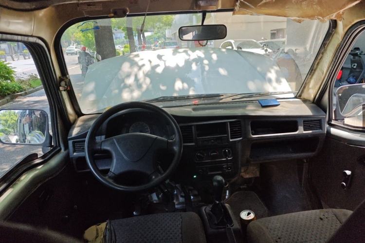 Used Wuling Zhiguang 2020 1.2L Practical Model China VI LSI Center Console