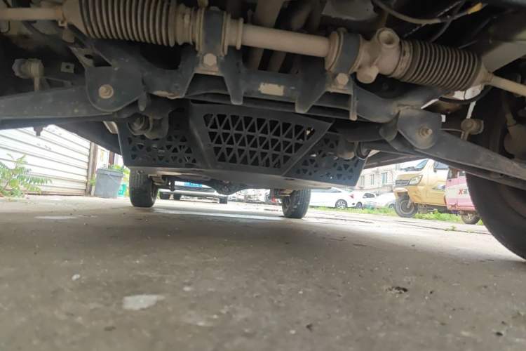 Used Wuling Zhiguang 2020 1.2L Practical Model China VI LSI Chassis Front