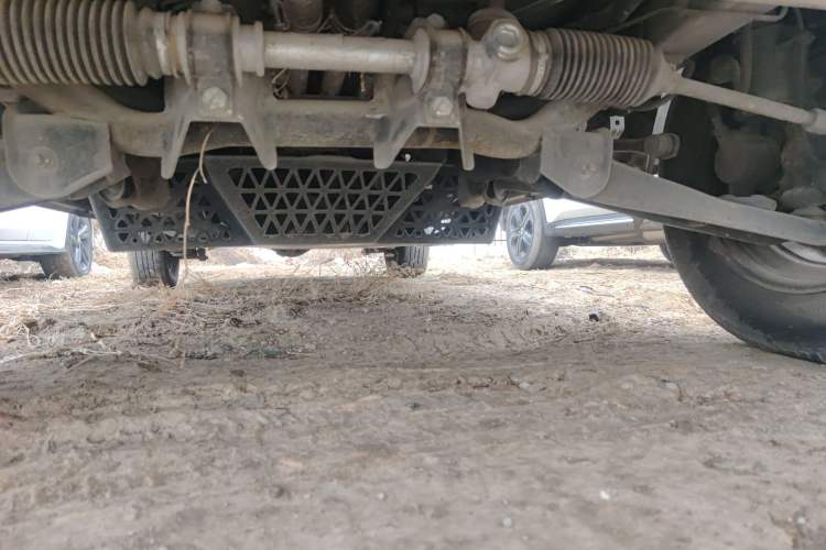 Used Wuling Zhiguang 2020 1.2L Practical Model China VI LSI Chassis Front