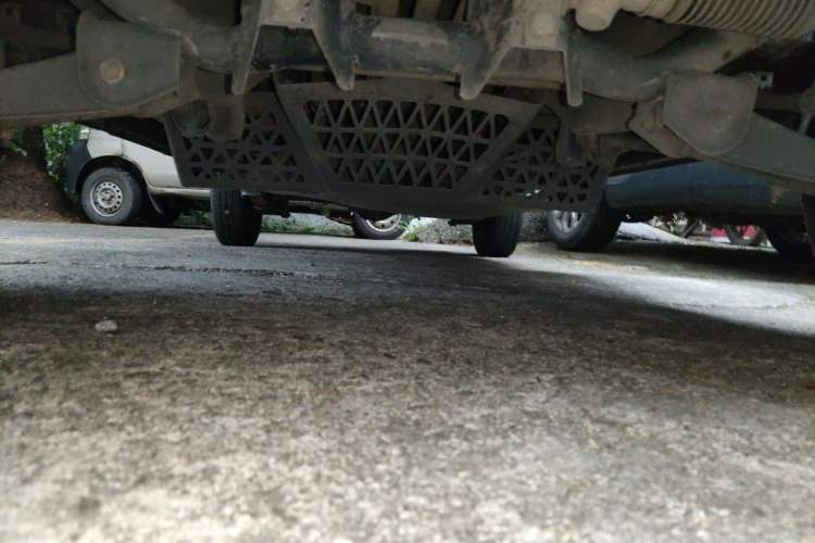 Used Wuling Zhiguang 2020 1.2L Practical Model China VI LSI Chassis Front