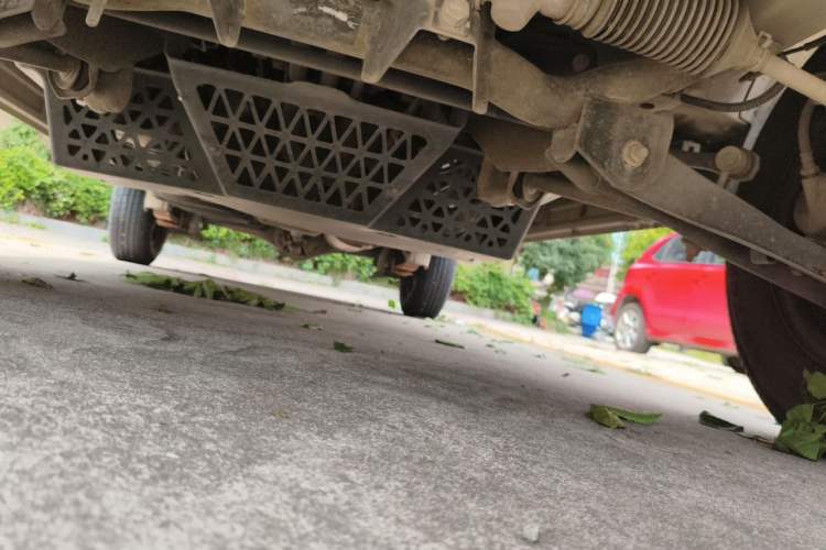 Used Wuling Zhiguang 2020 1.2L Practical Model China VI LSI Chassis Front