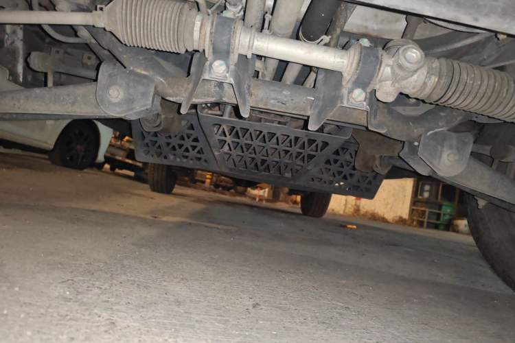 Used Wuling Zhiguang 2020 1.2L Practical Model China VI LSI Chassis Front