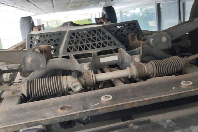 Used Wuling Zhiguang 2020 1.2L Practical Model China VI LSI Chassis Front