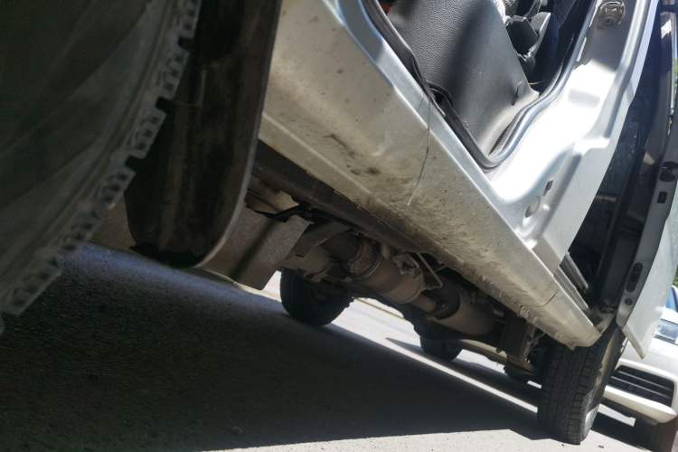 Used Wuling Zhiguang 2020 1.2L Practical Model China VI LSI Chassis Front Left
