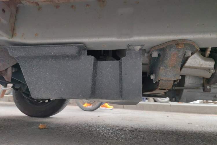 Used Wuling Zhiguang 2020 1.2L Practical Model China VI LSI Chassis Front Left