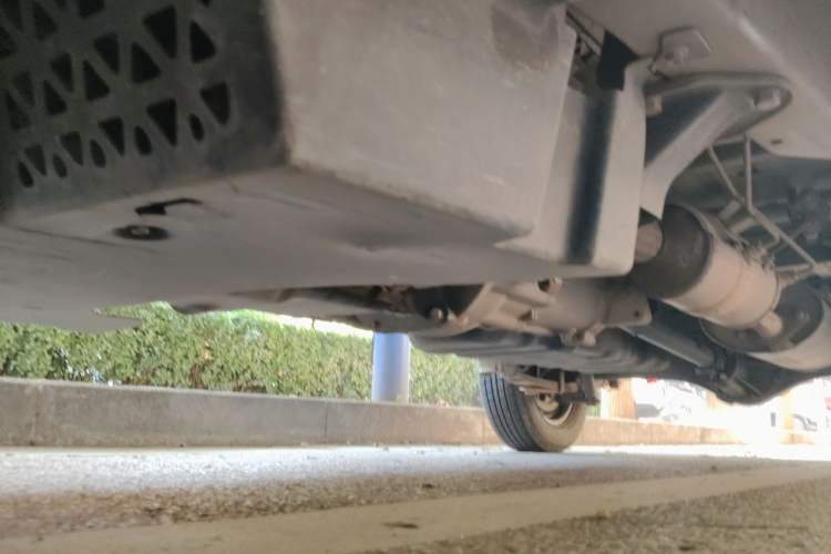 Used Wuling Zhiguang 2020 1.2L Practical Model China VI LSI Chassis Front Left