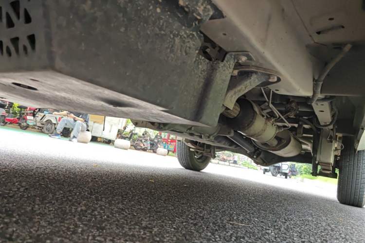 Used Wuling Zhiguang 2020 1.2L Practical Model China VI LSI Chassis Front Left
