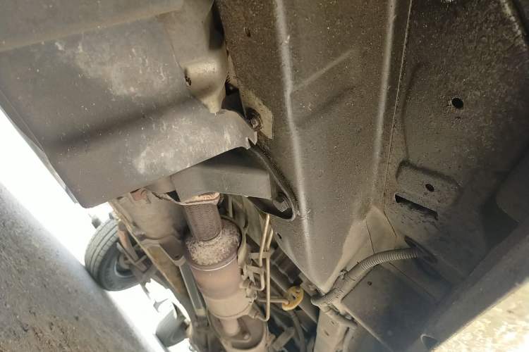 Used Wuling Zhiguang 2020 1.2L Practical Model China VI LSI Chassis Front Left