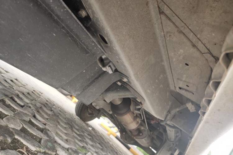 Used Wuling Zhiguang 2020 1.2L Van Utility Model China VI Emission Standard 2 Seats LSI Chassis Front Left