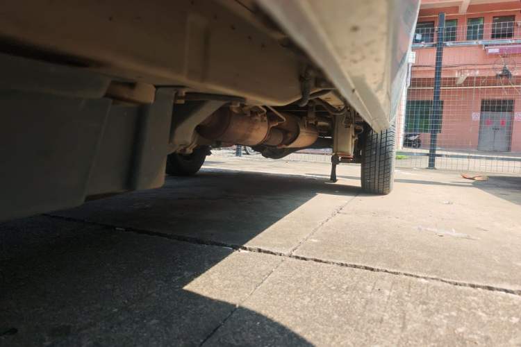 Used Wuling Zhiguang 2020 1.2L Practical Model China VI LSI Chassis Front Left