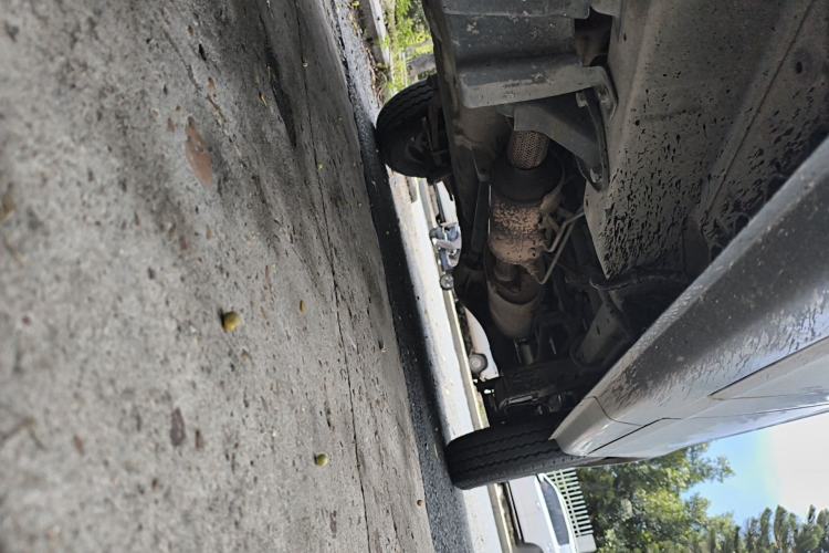 Used Wuling Zhiguang 2020 1.2L Practical Model China VI LSI Chassis Front Left