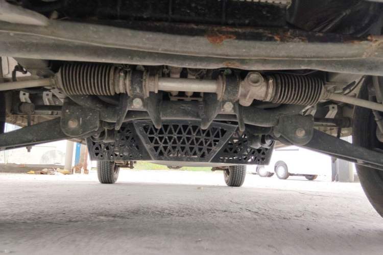 Used Wuling Zhiguang 2020 1.2L Practical Model China VI LSI Chassis Front