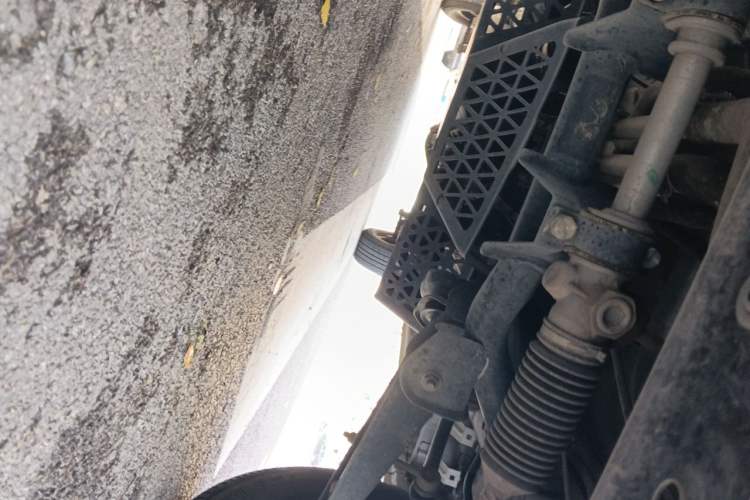 Used Wuling Zhiguang 2020 1.2L Practical Model China VI LSI Chassis Front