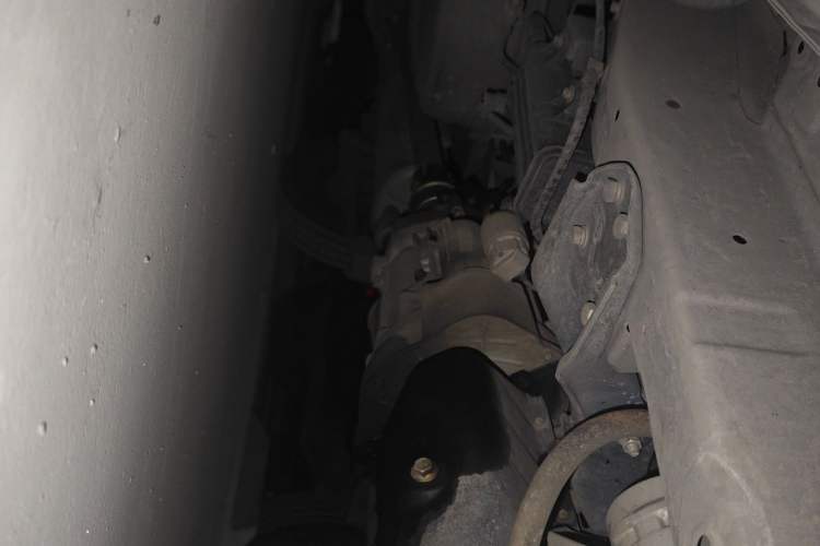Used Wuling Zhiguang 2020 1.2L Practical Model China VI LSI Chassis Front Right