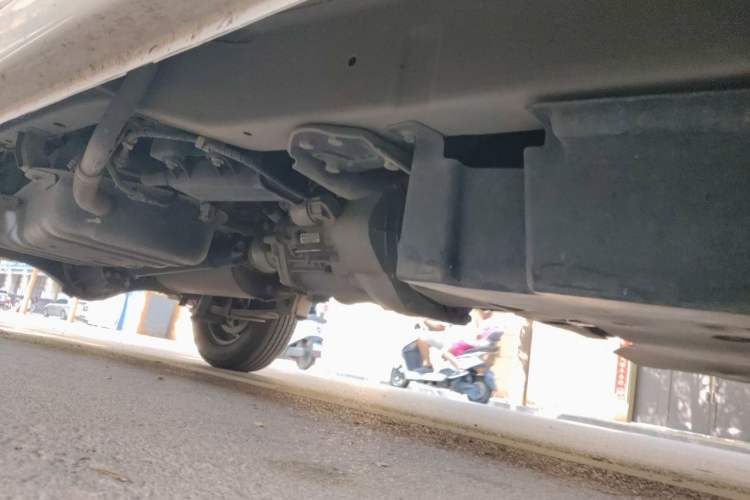Used Wuling Zhiguang 2020 1.2L Practical Model China VI LSI Chassis Front Right
