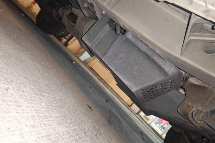 Used Wuling Zhiguang 2020 1.2L Practical Model China VI LSI Chassis Front Right