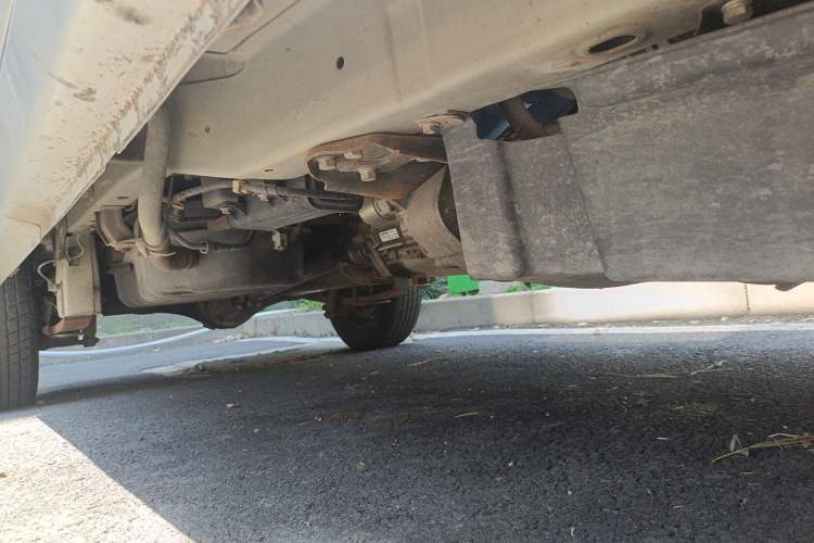 Used Wuling Zhiguang 2020 1.2L Practical Model China VI LSI Chassis Front Right