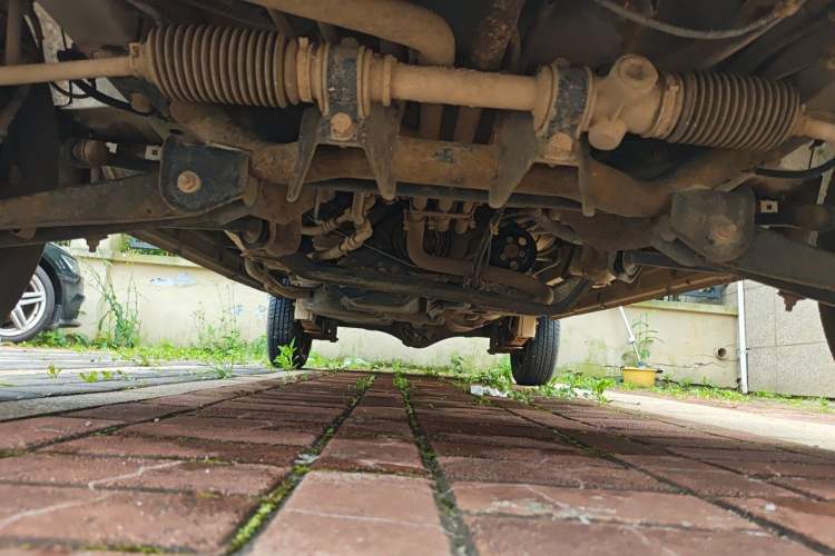 Used Wuling Zhiguang 2020 1.2L Practical Model China VI LSI Chassis Front
