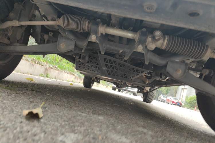 Used Wuling Zhiguang 2020 1.2L Practical Model China VI LSI Chassis Front