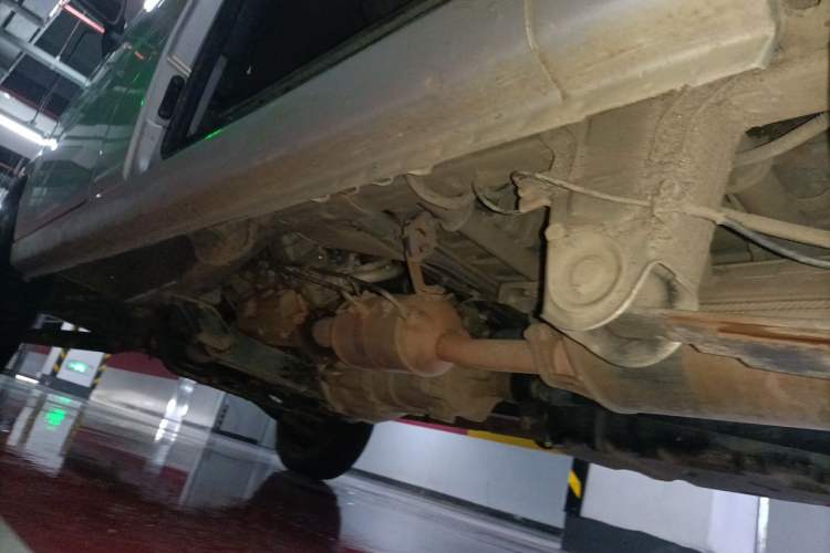 Used Wuling Zhiguang 2020 1.2L Practical Model China VI LSI Chassis Rear Left