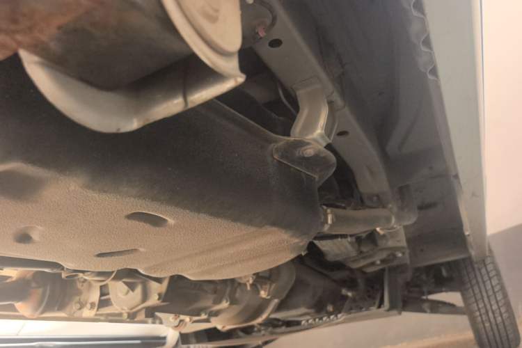 Used Wuling Zhiguang 2020 1.2L Practical Model China VI LSI Chassis Rear Right