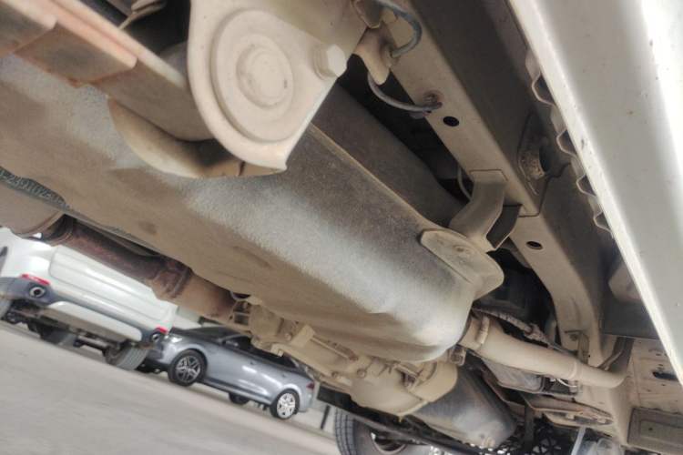Used Wuling Zhiguang 2020 1.2L Van Utility Model China VI Emission Standard 2 Seats LSI Chassis Rear Right