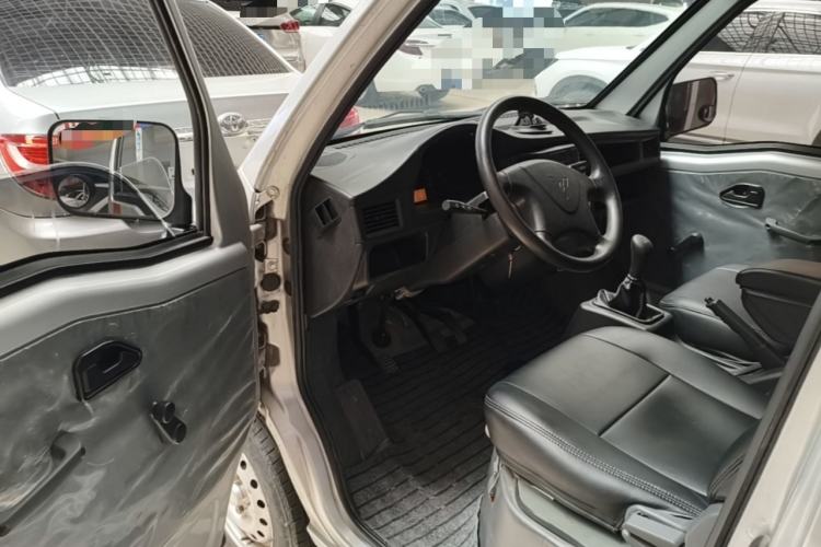 Used Wuling Zhiguang 2020 1.2L Van Utility Model China VI Emission Standard 2 Seats LSI Driver Seat