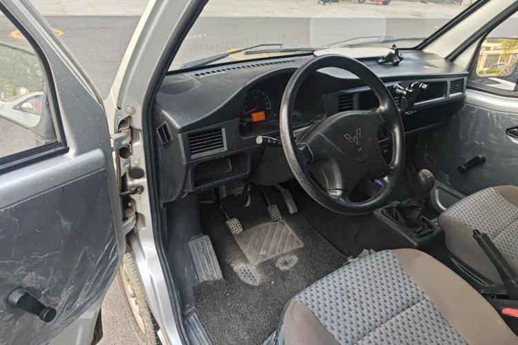 Used Wuling Zhiguang 2020 1.2L Practical Model China VI LSI Driver Seat