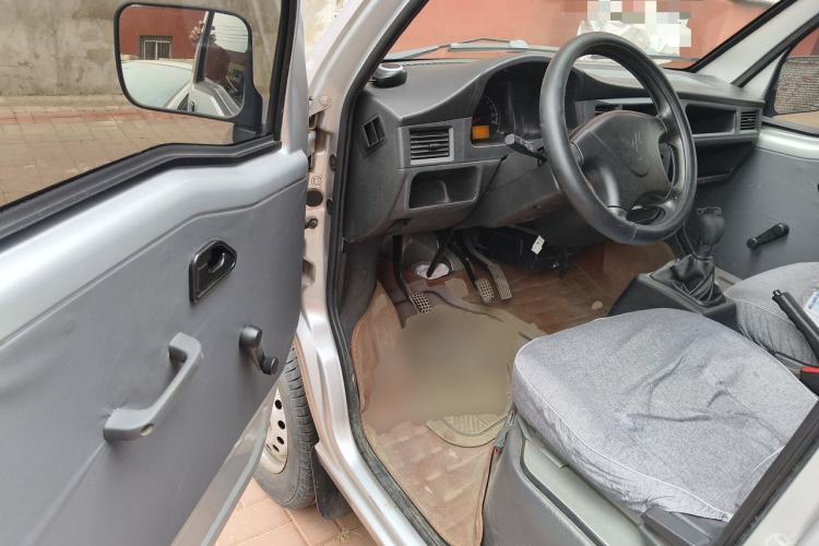 Used Wuling Zhiguang 2020 1.2L Practical Model China VI LSI Driver Seat