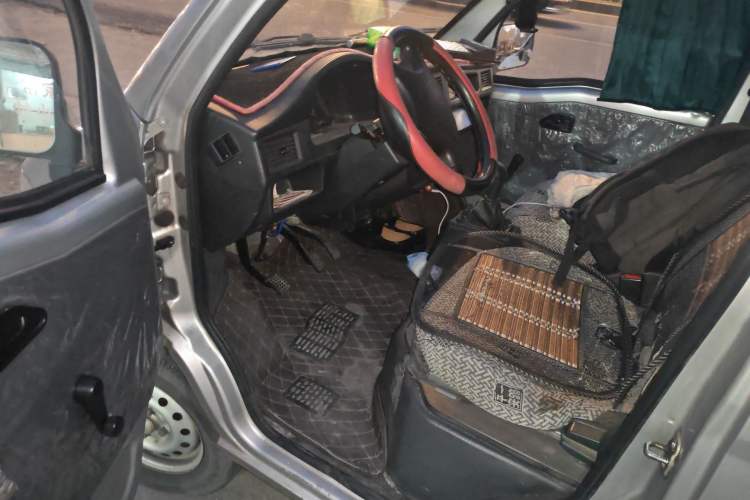 Used Wuling Zhiguang 2020 1.2L Practical Model China VI LSI Driver Seat