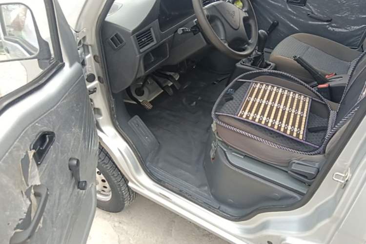 Used Wuling Zhiguang 2020 1.2L Practical Model China VI LSI Driver Seat