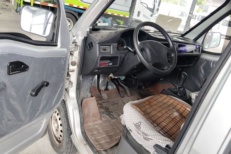 Used Wuling Zhiguang 2020 1.2L Practical Model China VI LSI Driver Seat