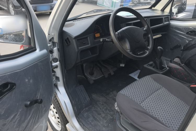 Used Wuling Zhiguang 2020 1.2L Van Utility Model China VI Emission Standard 2 Seats LSI Driver Seat