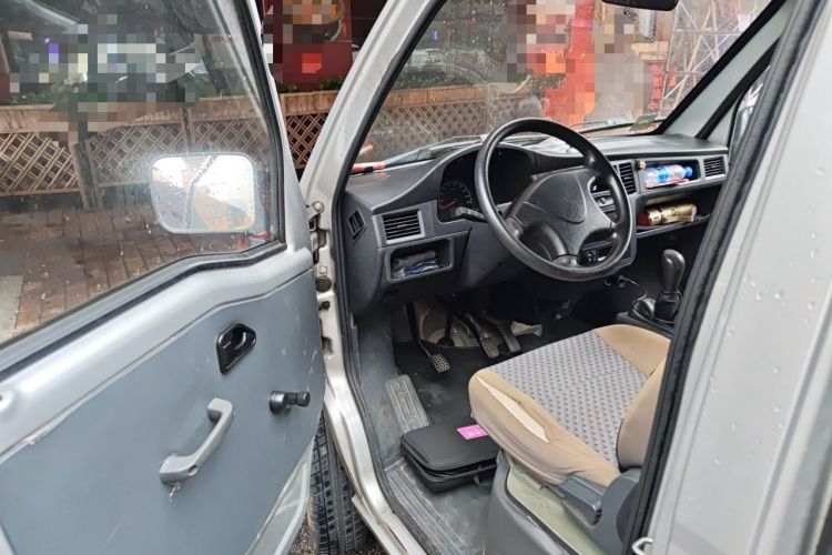 Used Wuling Zhiguang 2020 1.2L Practical Model China VI LSI Driver Seat